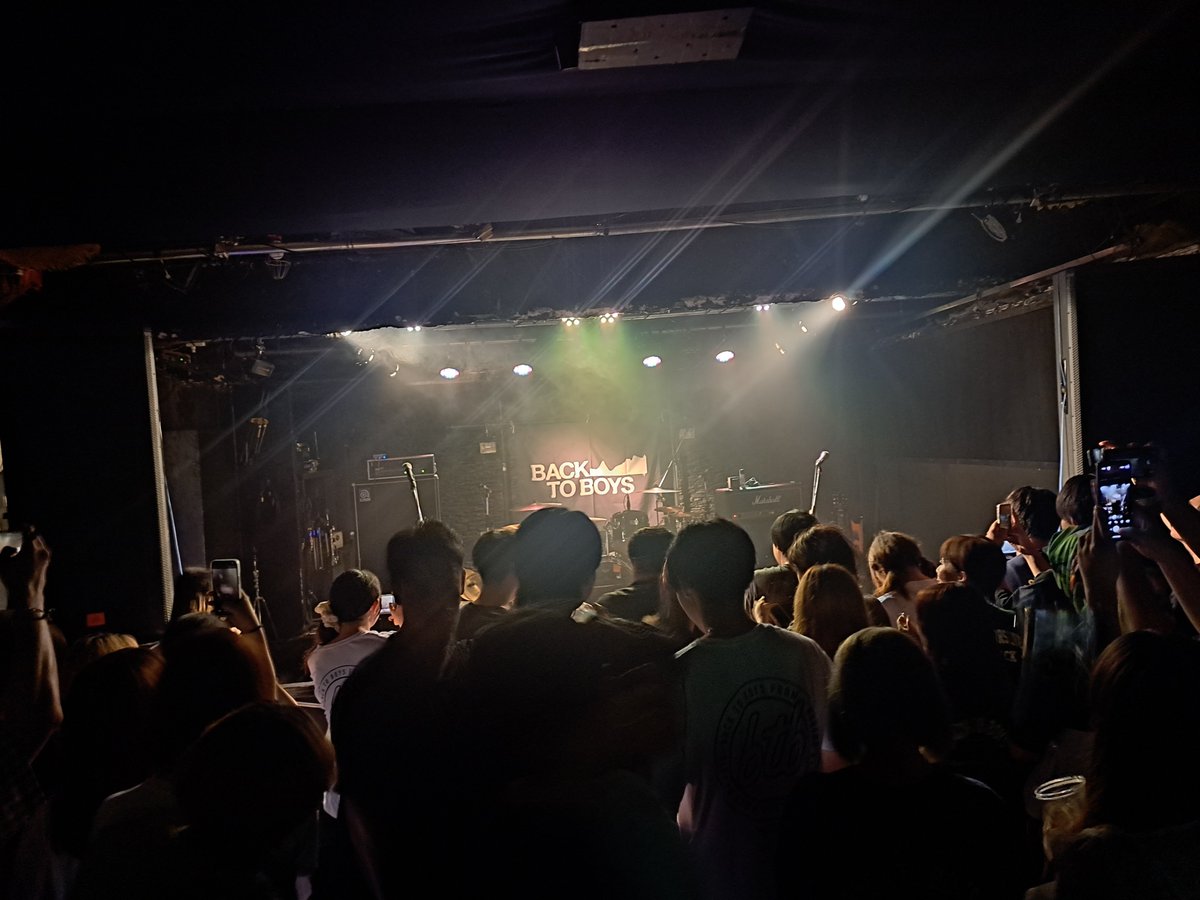 2H9NRuuqr5JOZUf's tweet photo. ときどき、ライブ
8月2日 活休に入っちゃったよ…泣
#BacktoBoys https://t.co/V8qKCPC0jY