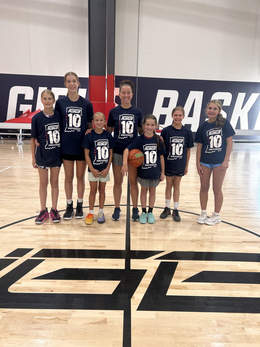 IGB_Hoops's tweet photo. ❤IGB Appreciation Week (Day 2): Skills Challenge
🏀Hot Shot
🏆Rubee Johnson
🏆Sarah Bowers
🏀Free Throw
🏆Ellie Kinnett
🏆Grace Swanson
🏀Three Point
🏆Ellie Kinnett
🏆Sarah Bowers https://t.co/OvuKyi1wZB