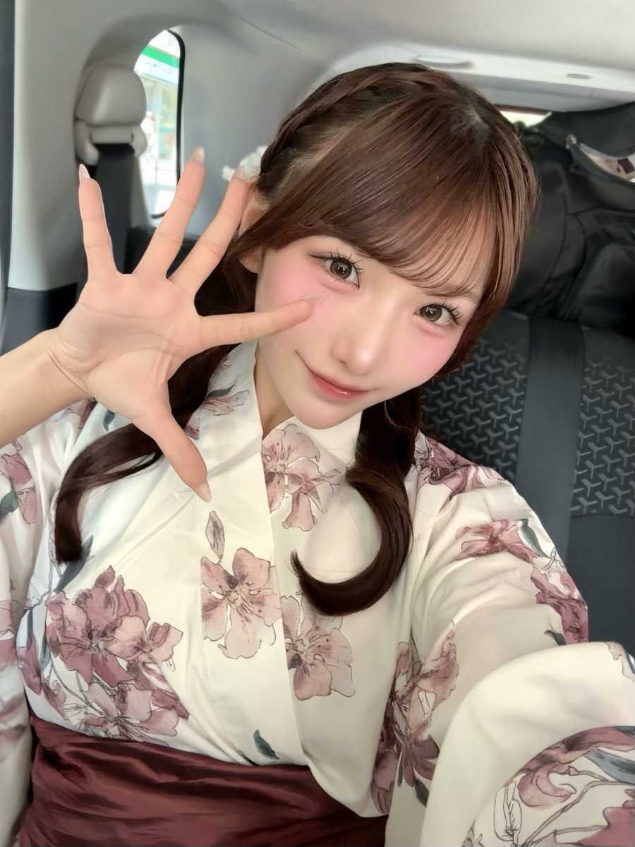 cherie_hana's tweet photo. ドライブ連れてって！❤︎ https://t.co/QVTNP2jutL