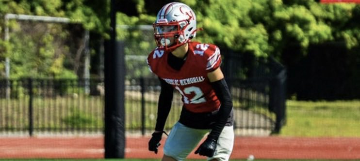 NE6FB_Recruits's tweet photo. In the Lab 🧪 

@CathMemKnights ATH (DB | WR) @Roccogasbarro_3’29 …

Almost go time for this rising sophomore.
#CatholicConf https://t.co/2T4f01cvdX