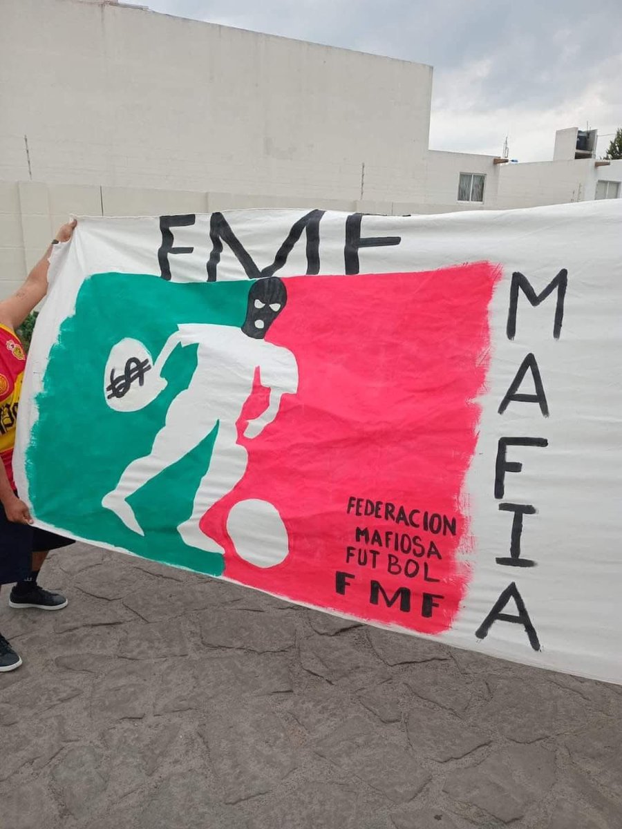 azulyoropodcast's tweet photo. @MikelArriolaP @LeaguesCup @LigaBBVAMX @MLS Deja vender nuestra Liga a los gringos, piche megamente corrupto!! https://t.co/NYh54ZRaOE