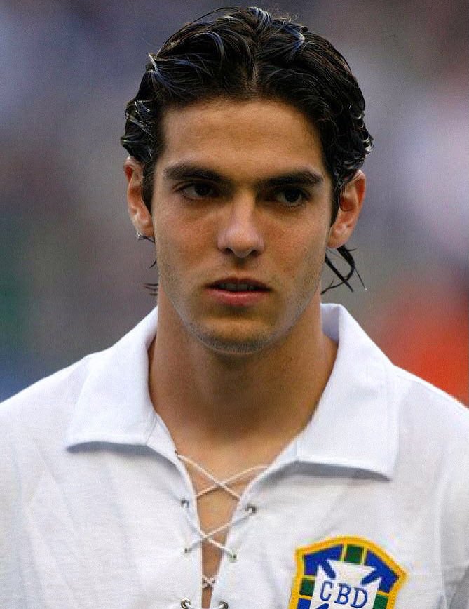 acervokaka's tweet photo. Ricardo Kaká in a retro Brazilian National Team jersey during the FIFA Centennial match against France on May 20th, 2004

Ricardo Kaká usando a camisa retrô da Seleção durante uma partida contra a França no dia 20 de Maio de 2004 https://t.co/KHWOftz2CL