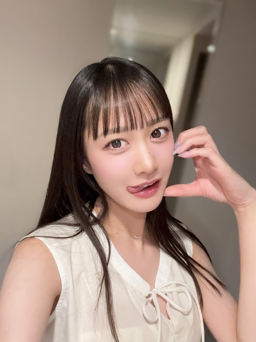 qqar7's tweet photo. デビューまであと4日✨️
レッスン頑張ってるので応援してあげてほしい❕
#おはようももちゃん 🍑🩵 https://t.co/JTTr2KKvkg