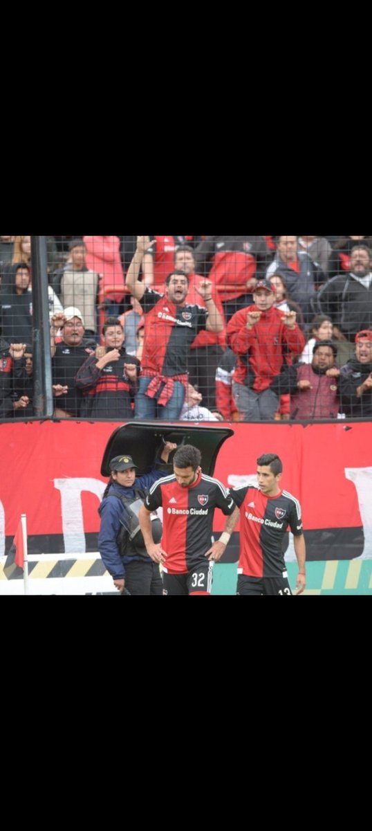 Centralomuerte8's tweet photo. Tenía puesta la camiseta de nob y tb le paso en tu cancha https://t.co/Of7KKUGcbf