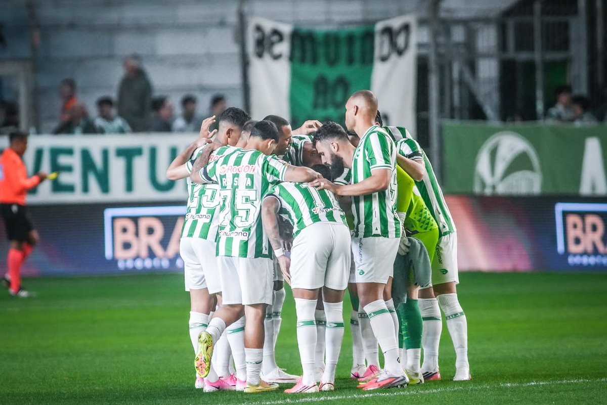 ECJuventude's tweet photo. 50/2º | Juventude 0x1 Atlético-MG | #JUVxCAM  

Final de jogo no Alfredo Jaconi 

📷 Fernando Alves/ECJ https://t.co/WeO4YajMBw