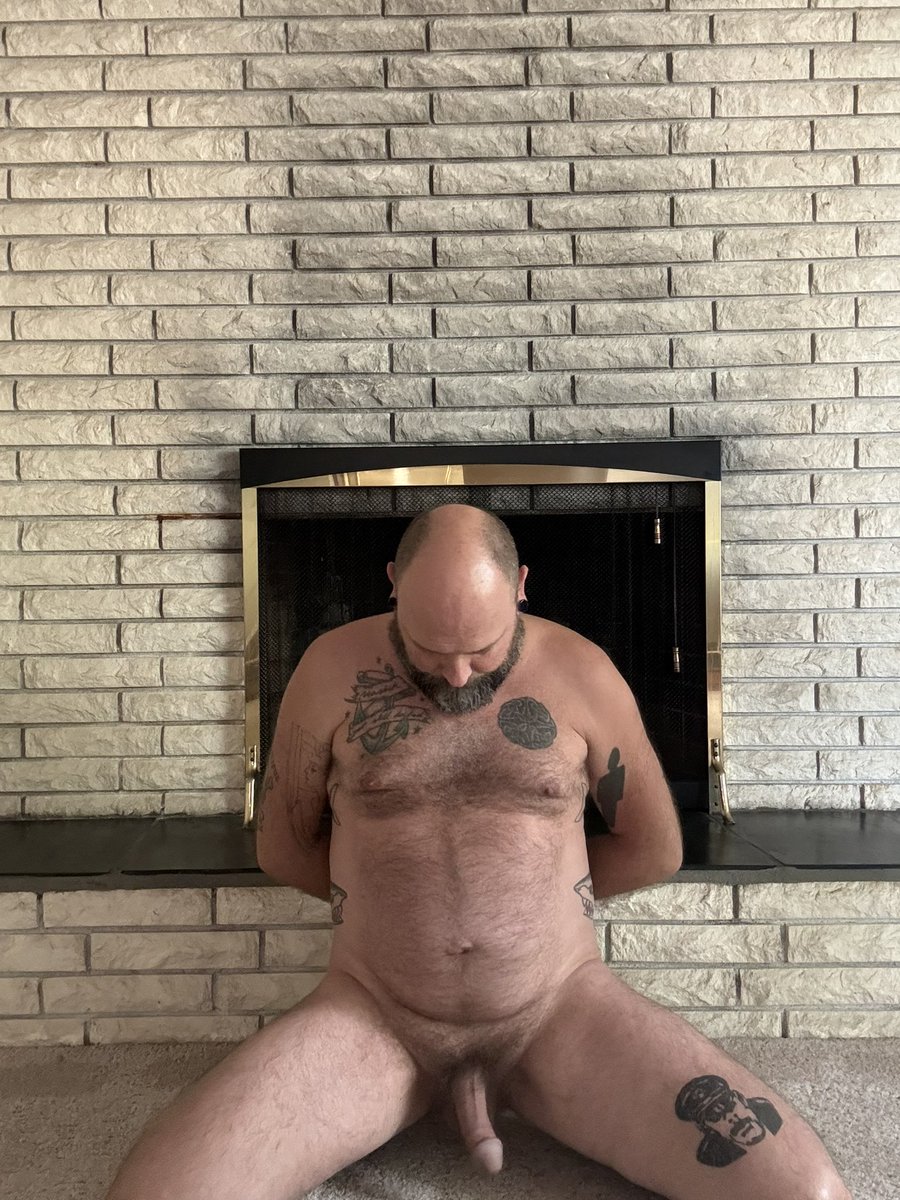 deathdaddy6661's tweet photo. Happy place https://t.co/VRUsf5JQYH