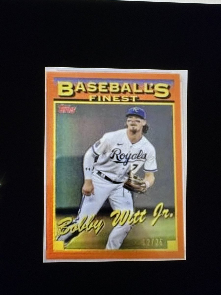 NewTownCards's tweet photo. @CardPurchaser I need this card. Help me out friends. https://t.co/uOLfUAqEGP