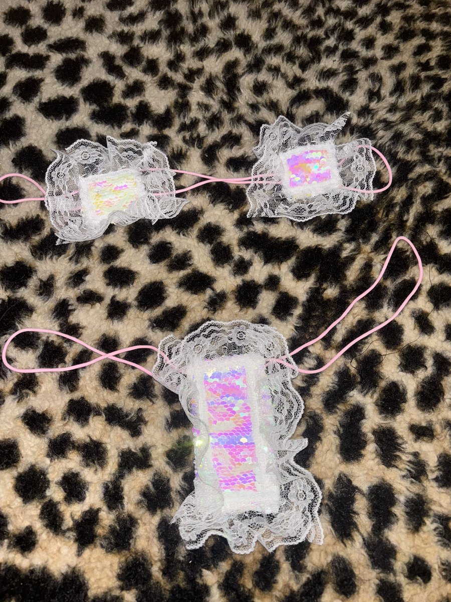 fleshhvessel's tweet photo. 2 sets in 2 days that’s 2 good 😝💖🍭 https://t.co/X79W1lavIb