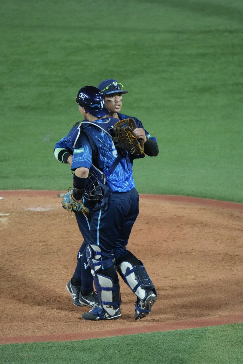 pumu027's tweet photo. 2026.8.4
#松尾汐恩　選手
#関根大気　選手
#yokohamastarnight 
#starnight
#baystars https://t.co/UAmFgFQdtH