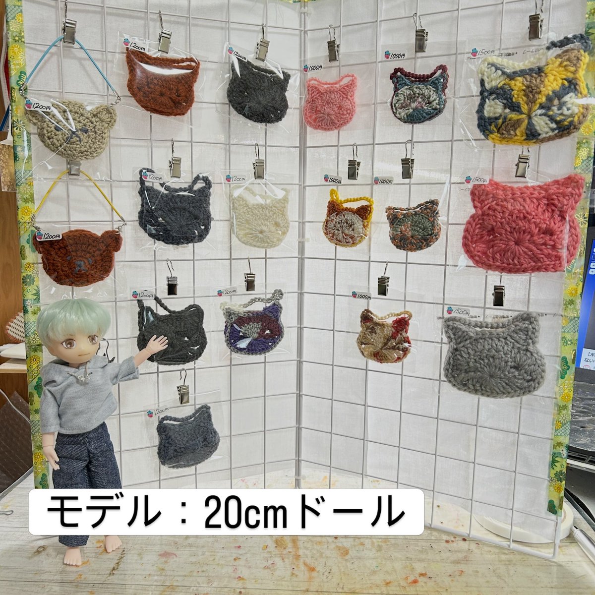kimyodou's tweet photo. 【奇妙堂・次回出展】
🌸第5回　人形茶屋🌸
日時：2026年8月30日(日)11:00～15:30
場所：和かふぇ冨士屋
　　　(名古屋市中区栄3-10-8 冨士屋本店2階)

今回、色彩日和さんと一緒に初参加となります【人形茶屋】
手のひらサイズの偽食と共に、手編み小物も持ち込みます😄

⭐️入場無料です⭐️ https://t.co/gEiOYBr7dn