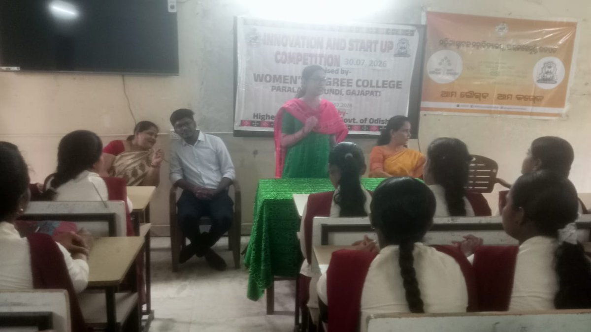 WDCGAJAPATI's tweet photo. Odia Seminar @DHE_Odisha  @AGACPS https://t.co/Cv9Gn8BQmB
