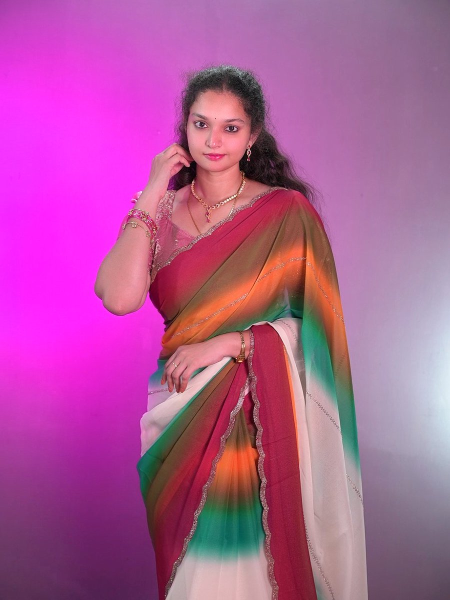 SumiiTalks's tweet photo. Saree link 👇
https://t.co/Duwgw5ftJe
#fyp #viralpage #followher #followalways #ootd💗 https://t.co/Ah7AxTJLaq