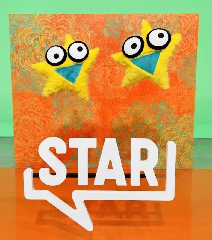 STAR_FujiTV's tweet photo. あすの「STAR」
＼＼8月6日(木)19:00〜／／

📍＝LOVE
📍Da-iCE
📍TWS
📍Travis Japan
📍水谷千重子

番組 ハッシュタグは
#STARスター
↑カタカナ”スター”を
つけて教えてほしぃ〜の⭐️

📷番組キャラクター #ほしの https://t.co/zb5kMl1Jjf