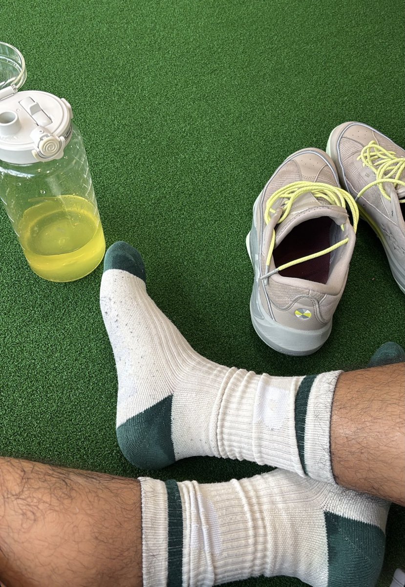 derrrgehangeman's tweet photo. 💦💦 https://t.co/R8eOU2k6Zv