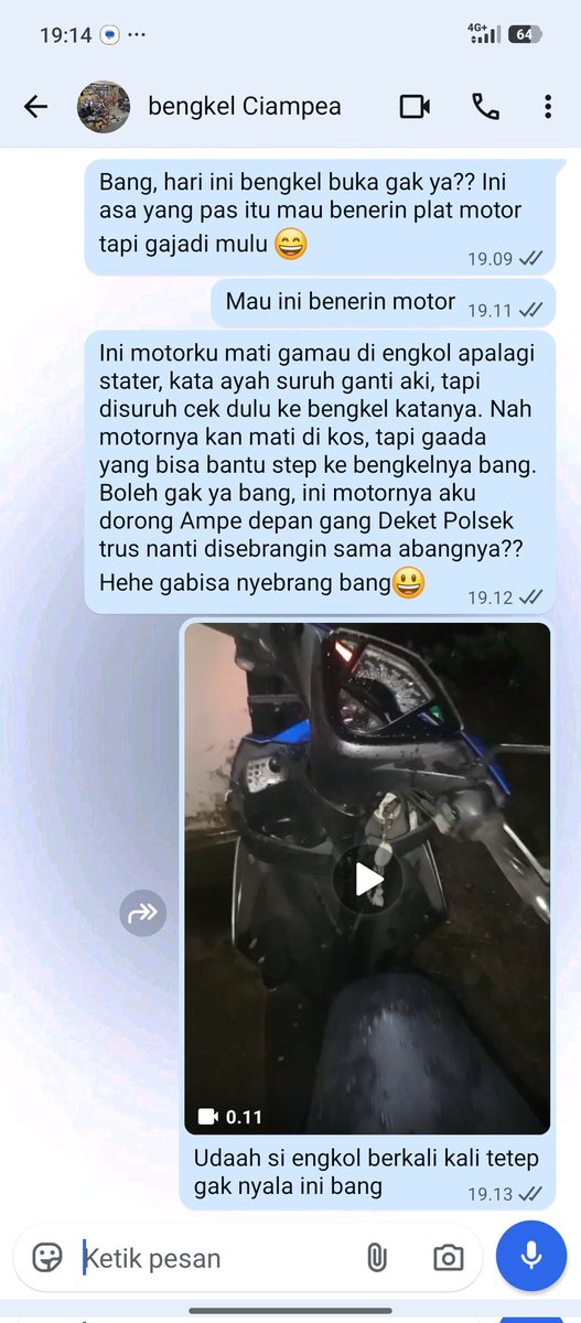 mireumins's tweet photo. Life is hard when kita tinggal jauh dari ortu.....  Like WHAT DO YOU MEAN gw blm seminggu kelar plk harus NGELUARIN UANG LAGI BUAT MOTOR😭😭 https://t.co/MesA5uYm2G