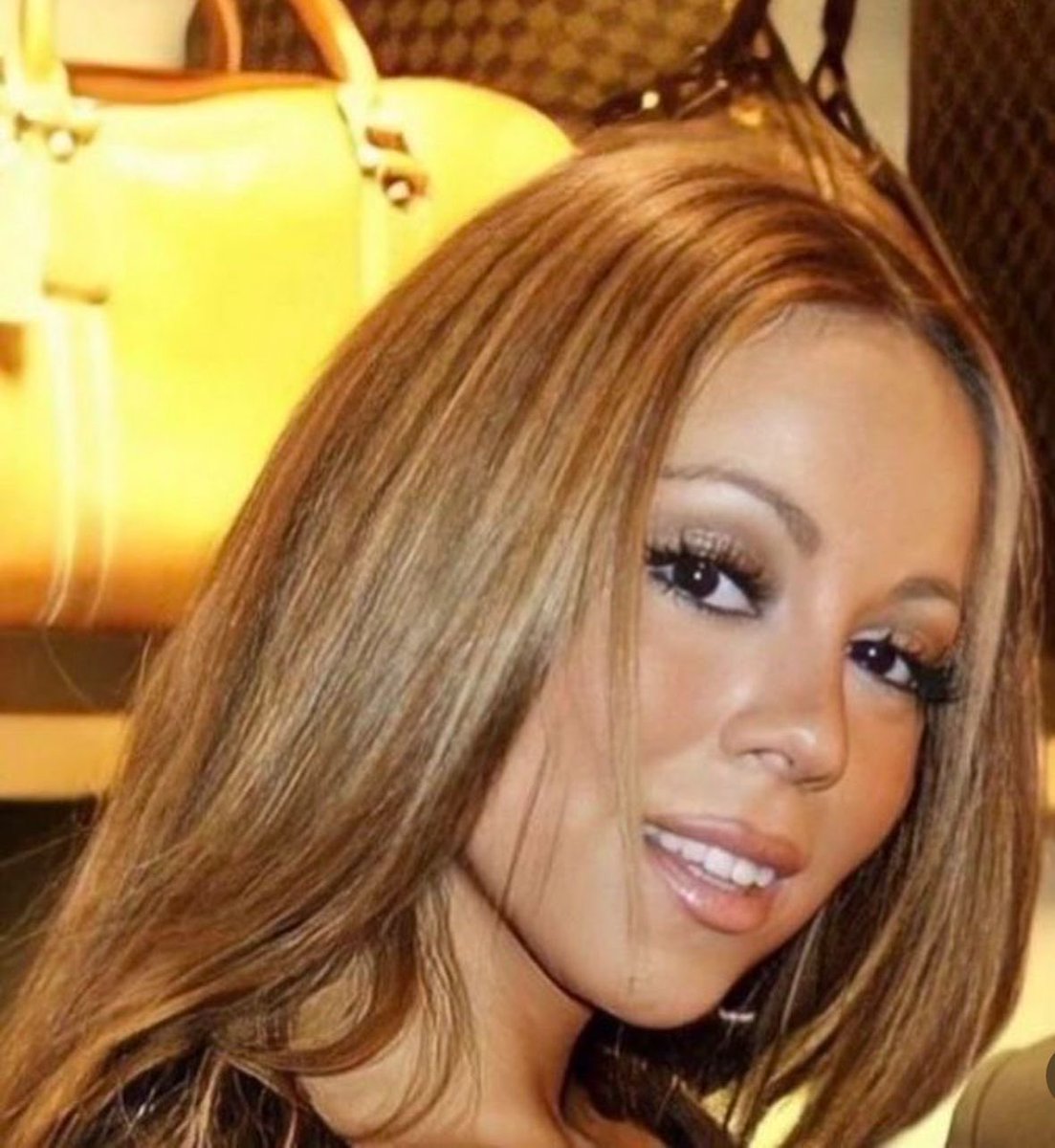 D1GITALPRINCESS's tweet photo. obsessed with this makeup style https://t.co/IPApInpE4q