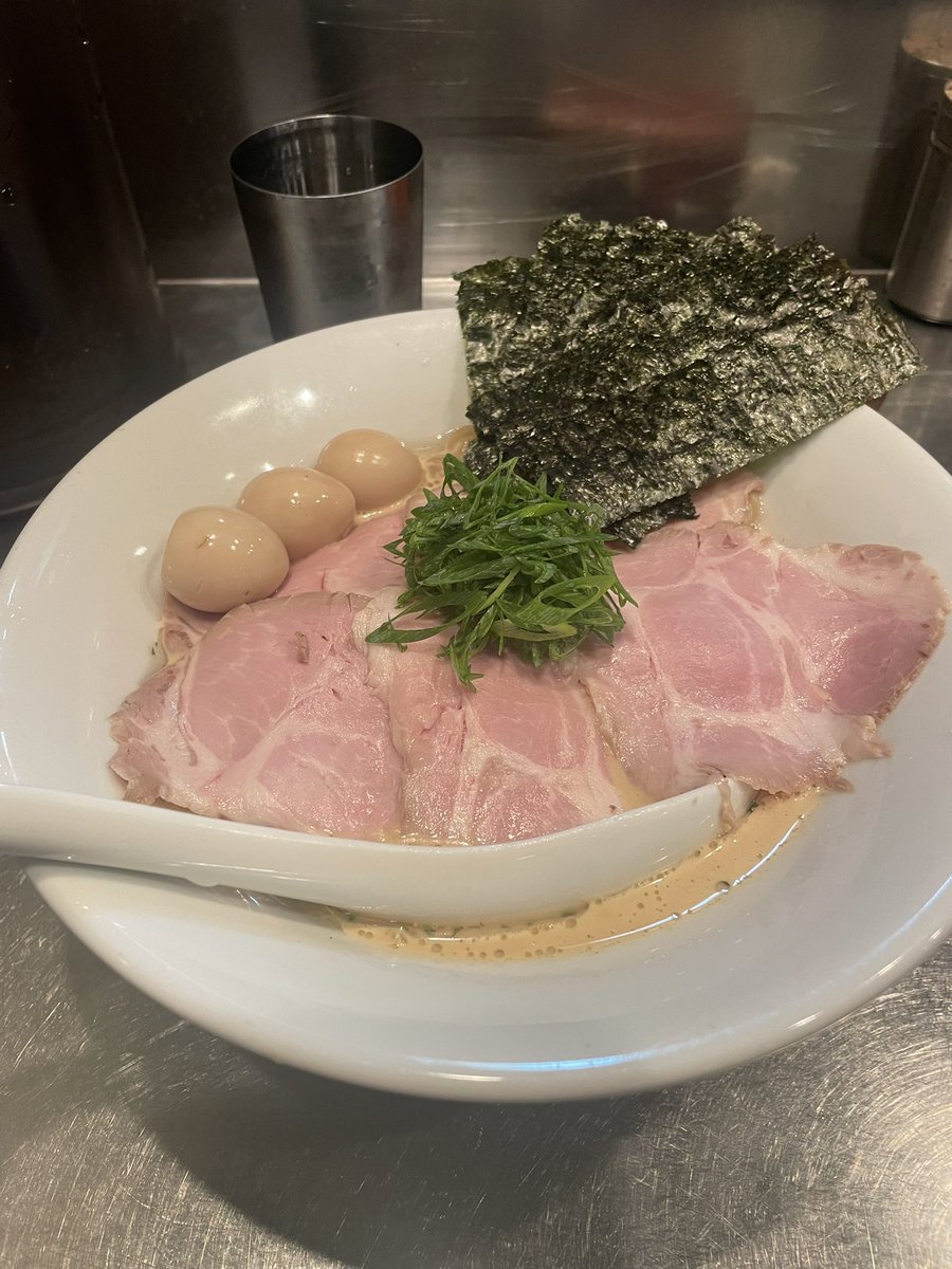 mh_works2's tweet photo. つけ蕎麦＋深い愛　82杯目

夏休みなので、寿湯からの参上！

ここのところ。雲丹があることが良いことに続いてた。サウナで喉を整えたので、今日は久しぶりにつけ蕎麦！

最高 https://t.co/kh5tjQLQXz