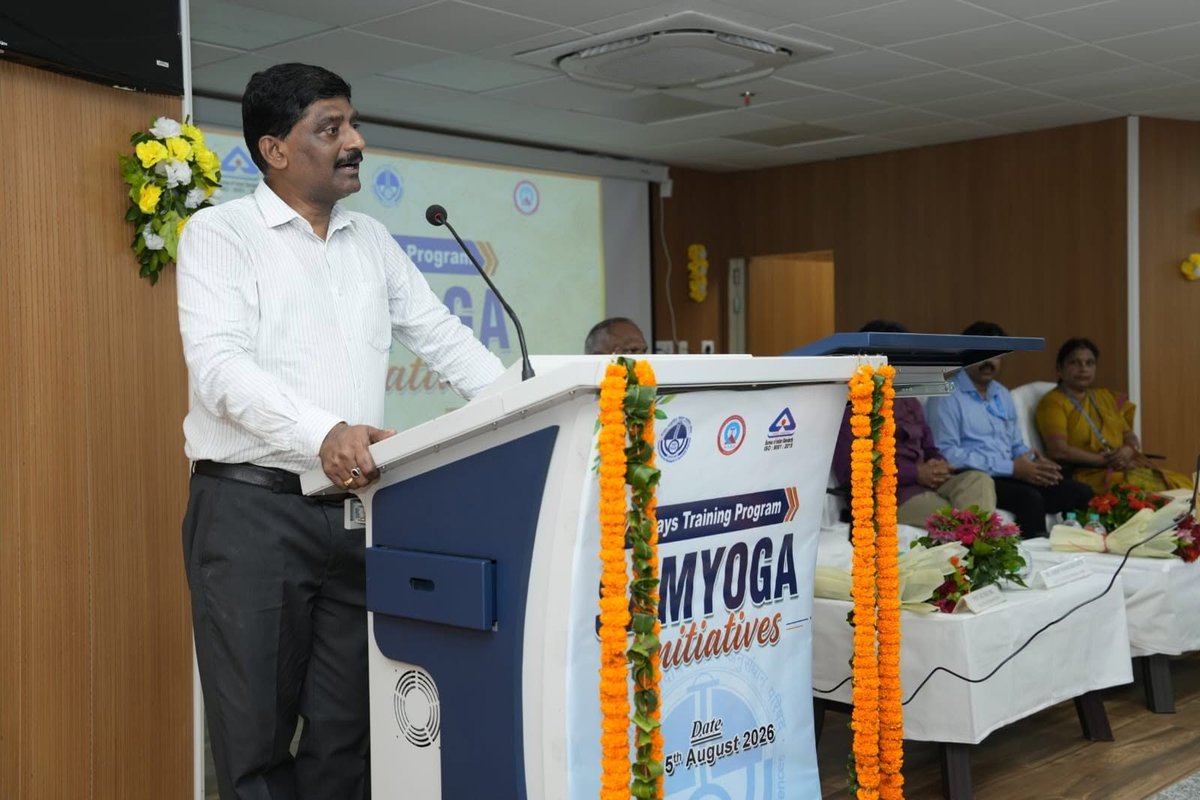 CCRAS_MoAyush's tweet photo. #CCRAS–CARI, Bhubaneswar, is conducting a 3-day training programme (3–5 Aug 2026) under the #SAMYOGA Initiative to strengthen #Yoga interventions for patients visiting #Ayurveda Research Hospitals.

The programme was inaugurated by Prof. Rabinarayan Acharya, DG, CCRAS, (1/2) https://t.co/cB1syj9AL7