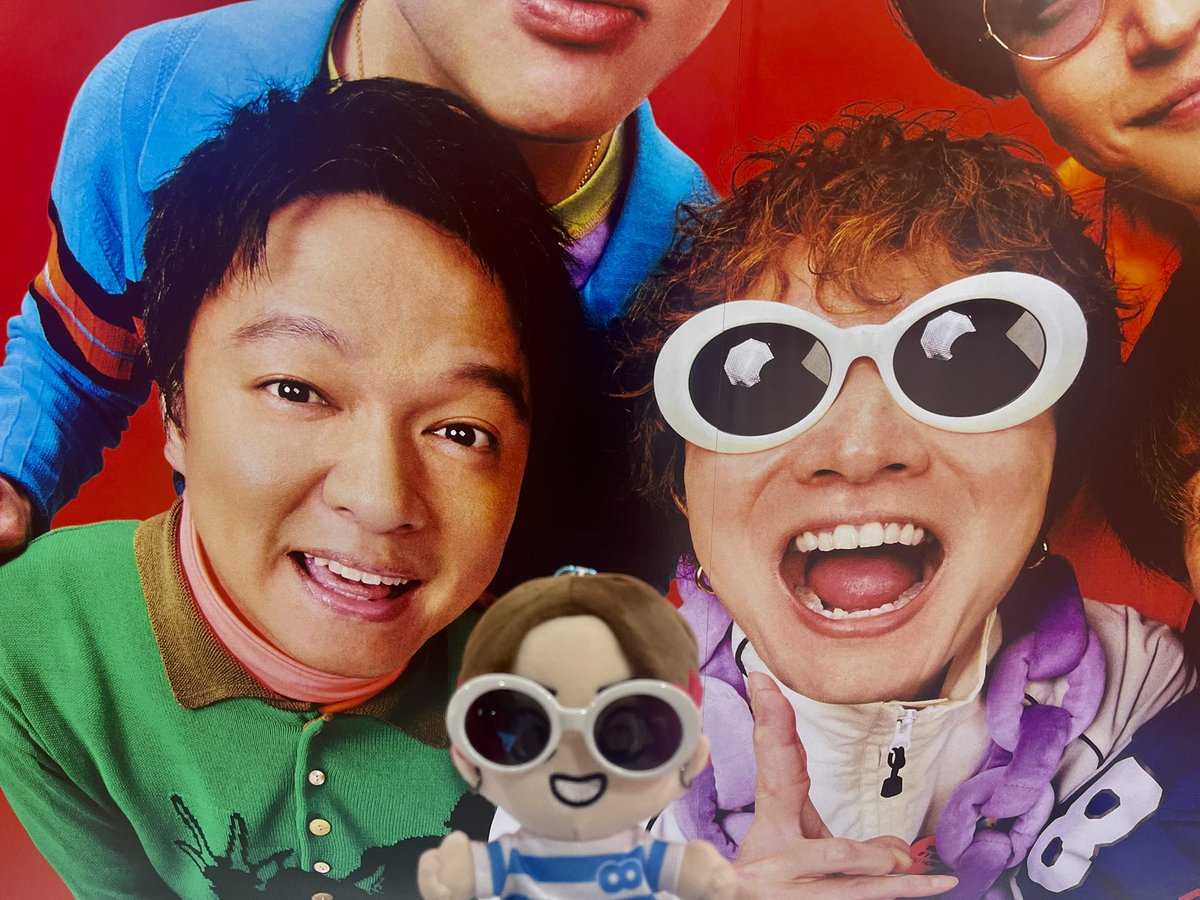 maru8akane's tweet photo. 今日は朝から汗ダンダーラ状態で渋谷さんぽ！
めずらしく我が家のショーティーもマリィと一緒にお出かけ🧡🩵

偶然そっくりのサングラス持ってたから、ヤスくんと並べて撮りたかったので満足！！

#SUPER_EIGHT #ダンダーラ https://t.co/tQh4ZWXmkc