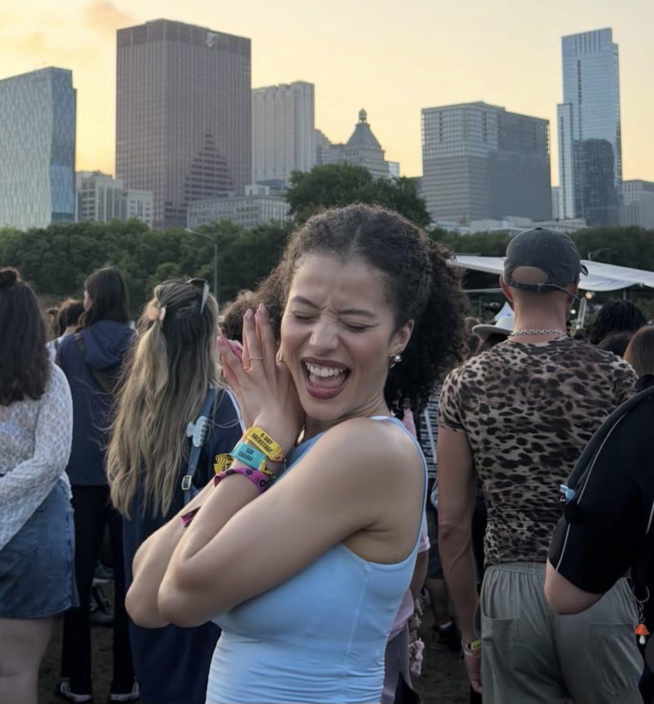 lamejunkx's tweet photo. She has me absolutely cooked! 🥵 https://t.co/7LOhJ53QzK