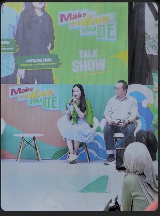 aiurskiest's tweet photo. WKWKWKWKW baru juga bilang jangan kecewakan hati gwej, taunya udah kecolongan duluan @mychitato 

Orang yang kalian undang itu YUNITA DWI UTAMI alias admin @TREASUREIDN dan https://t.co/vTmiIioGY9 (di ig) adalah seorang scammer dan pernah pake nama TREASURE buat kepentingan sendiri. Orang orang yang speak up diblock sama dia, gak ada minta maaf sama para korban, termasuk mantan admin mereka. 

Next time kalo mau ajak collab bisa dicari tau dulu historisnya, itu akun emang banyak followers tapi banyak korban juga.