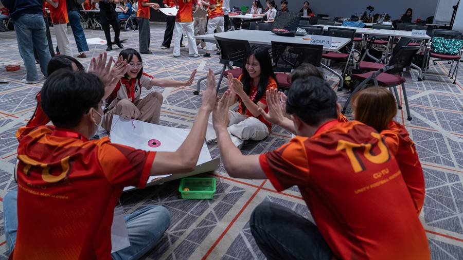 bizmatchingnews's tweet photo. SCG เปิดเวที Possibilities Space 2026 โชว์พลังคนรุ่นใหม่ พลิกไอเดียธุรกิจสู่โอกาสจริงในตลาดโลก

อ่านต่อที่ https://t.co/dwNOamObtq

#SCG #PossibilitiesSpace2026 #YoungTalent #ExperientialLearning #FutureWorkforce #Innovation #BusinessInnovation #GenZ #ChinaMarket #GreenBusiness https://t.co/lbjWssD0zQ