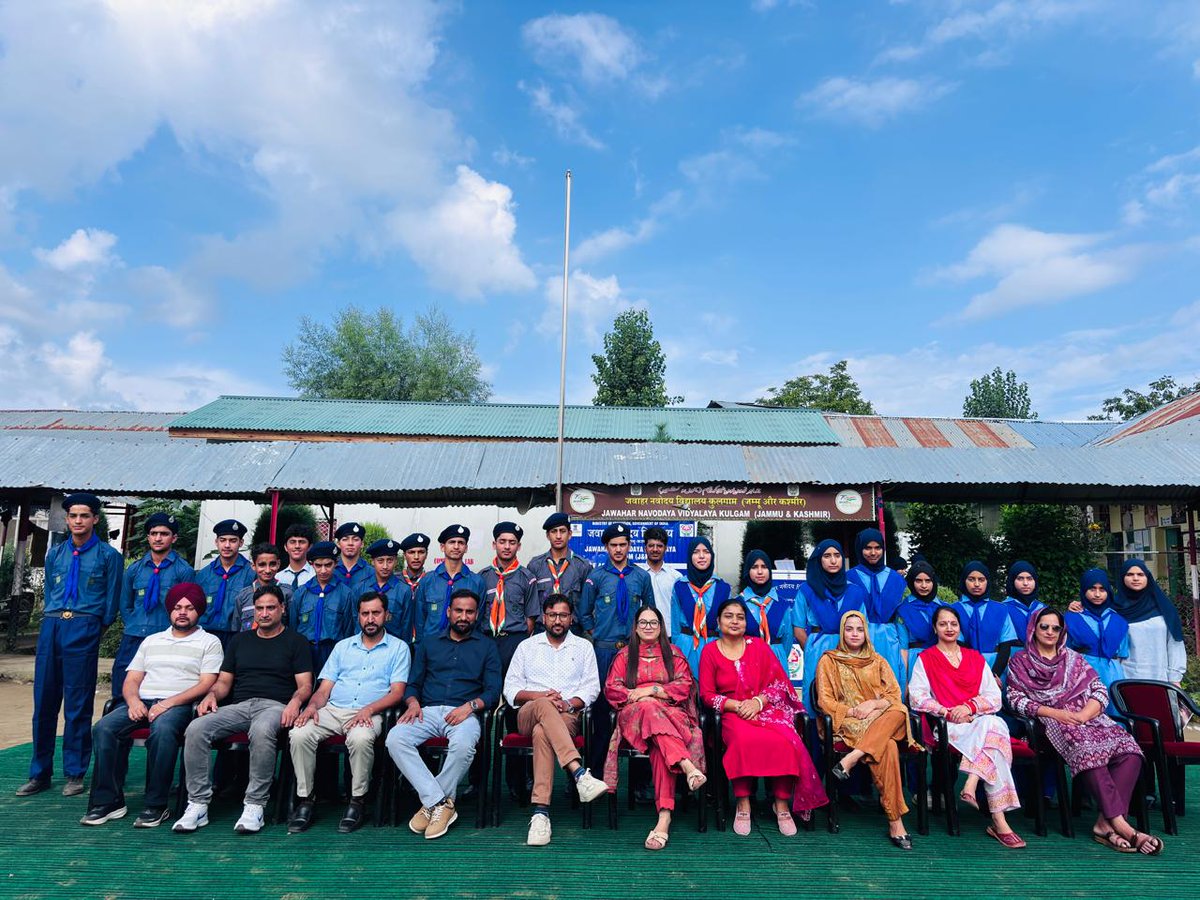 JnvKulgam's tweet photo. Celebrating the glorious legacy of Navodaya! 🇮🇳📚
The Navodaya Foundation Day was celebrated with great enthusiasm on 05.08.2026. The occasion reflected the values of excellence, equality, discipline, and holistic education that define the Navodaya family. https://t.co/BeWjMraWPr