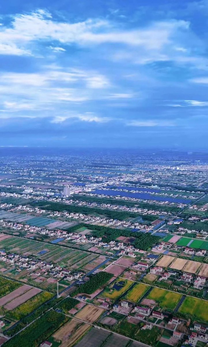 india_plus_'s tweet photo. Why doesn't India have suburbs like this ? https://t.co/q5GzSrxhh3