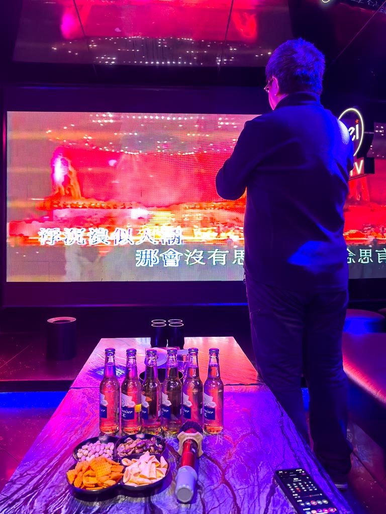 Joyce2027714's tweet photo. Sing like nobody’s watching at tonight’s KTV session  Hit all the high notes and good vibes only! https://t.co/OzK2j9yvTJ