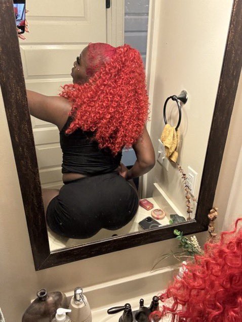 msswetpussc's tweet photo. my ass so fat 😍 DOING 20$ FACETIMES #ebonypyt #nsfwtwtًً #buyingcontent𝗠𝗘 https://t.co/4XMmpC4uq1