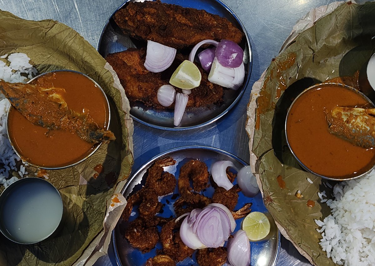 ItsAllDandy_'s tweet photo. The next time you're in Cubbon Park and looking for a place to eat at, Matsya Darshini is the place to go if you like seafood.

It is a govt run seafood restaurant managed by the Karnataka Fisheries Development Corporation (KFDC).

Economical prices (imo) and quite fresh. https://t.co/4JRqo5UTcW