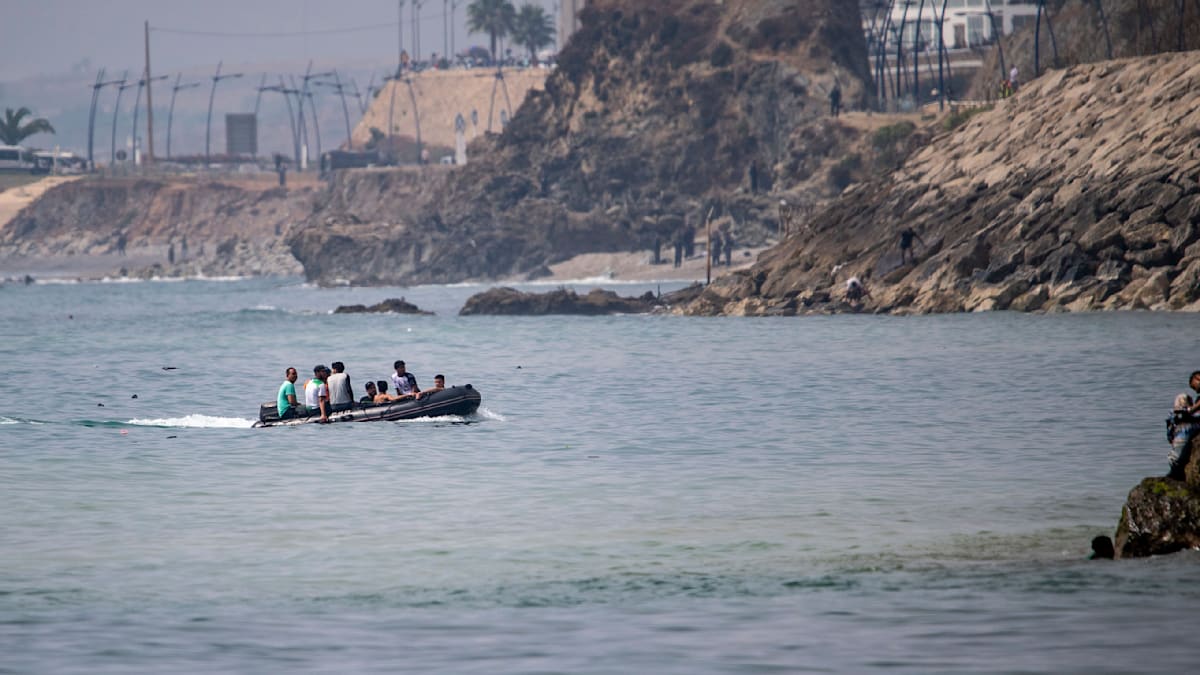 welt's tweet photo. „Schnellboote würden diesmal bereitstehen, um Migranten direkt zum spanischen Festland zu bringen“ https://t.co/IjZfs0W8mN https://t.co/qJ4Fi2RPIu