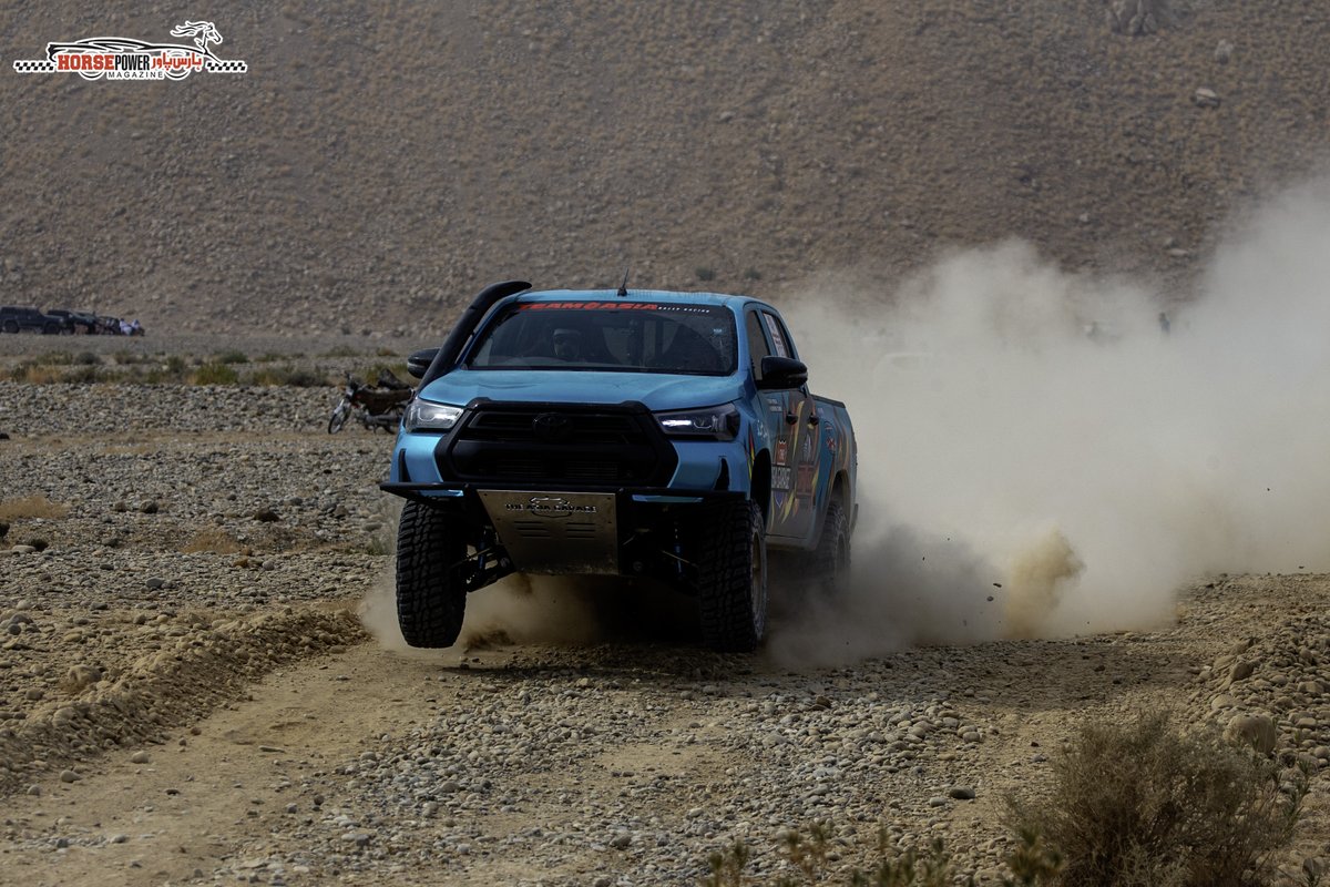 HorsePower_Pak's tweet photo. Racer at Jhal Magsi Desert Challange 2025 Race Day.
.
.
.
#Pakistan 🇵🇰 #offroad #motorsport #JhalMagsiDesertChallenge #jhalmagsirally #racing #HorsePowerMagazine #urdu #desert #rally #worldwide #foryoupageシ #rallylife #offroadracing
#desertrally #adventure #teamsultan https://t.co/xl0XMPabFl