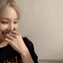 fallingdownhao tweet picture