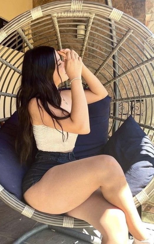 sofia_fernanda3's tweet photo. Holis creídos ya no hablan verdad
🤭❤️ #LaCasaDeLosFamososMéxico #GranHermanoGeneraciónDorada #hot #sex #dady https://t.co/ZelV8XigTD