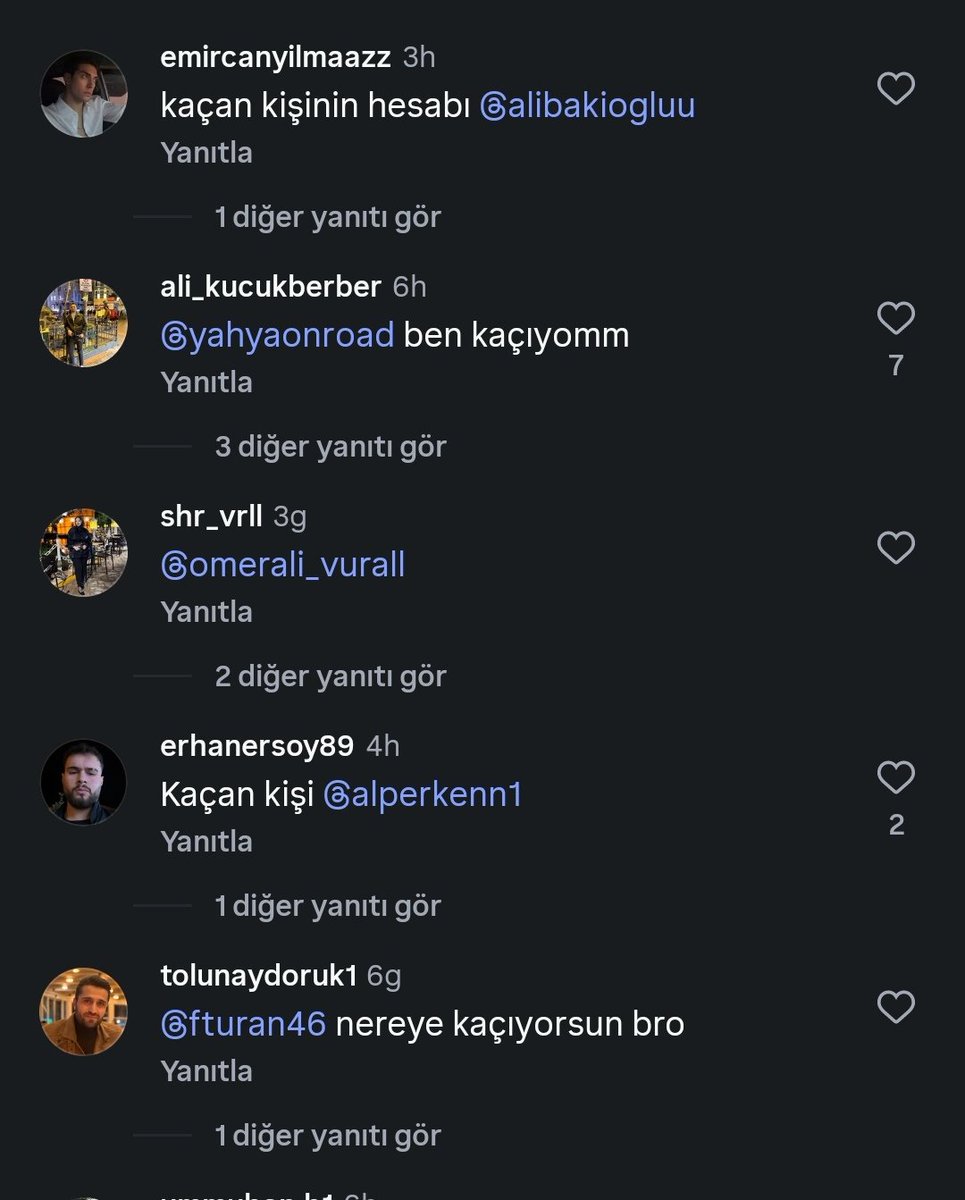 atheus1881's tweet photo. ya instada yorum okuyup gülüyorduk komik videolara. nerden başladıysa şu amınakodumun furyası bi tane yorum okuyamıyoruz artık. salın amk. https://t.co/bRbhVLMUBA