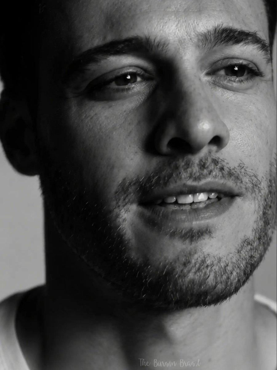 GiovannaVerzini's tweet photo. Buongiorno Fandom TheB ❤️ 
#KeremBürsin https://t.co/2vSp3Z0FCH