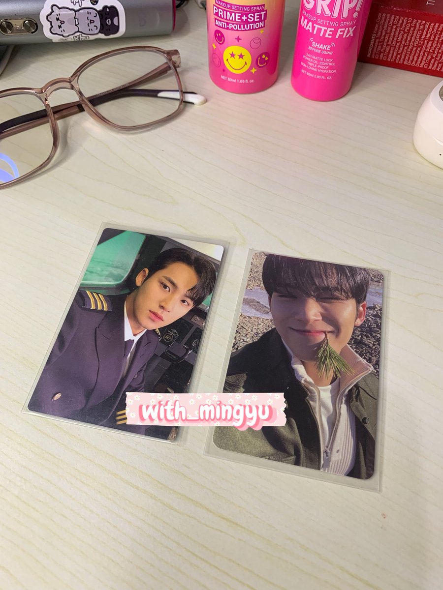 With_Mingyu's tweet photo. wts ready pake banget Ayo di angkut lagi BU 🙏🏻🥲

- pola seungkwan bss 200k 
- carzon dino + dino mbek 150k
- take all mingyu (mingyu pilot, mingyu mbek, dll lupa namanya) 530k

(Kalau harga nya ketinggian atau kerendahan tolong kasi tau aku ya)

dom Malang https://t.co/NOzSN5uy5s