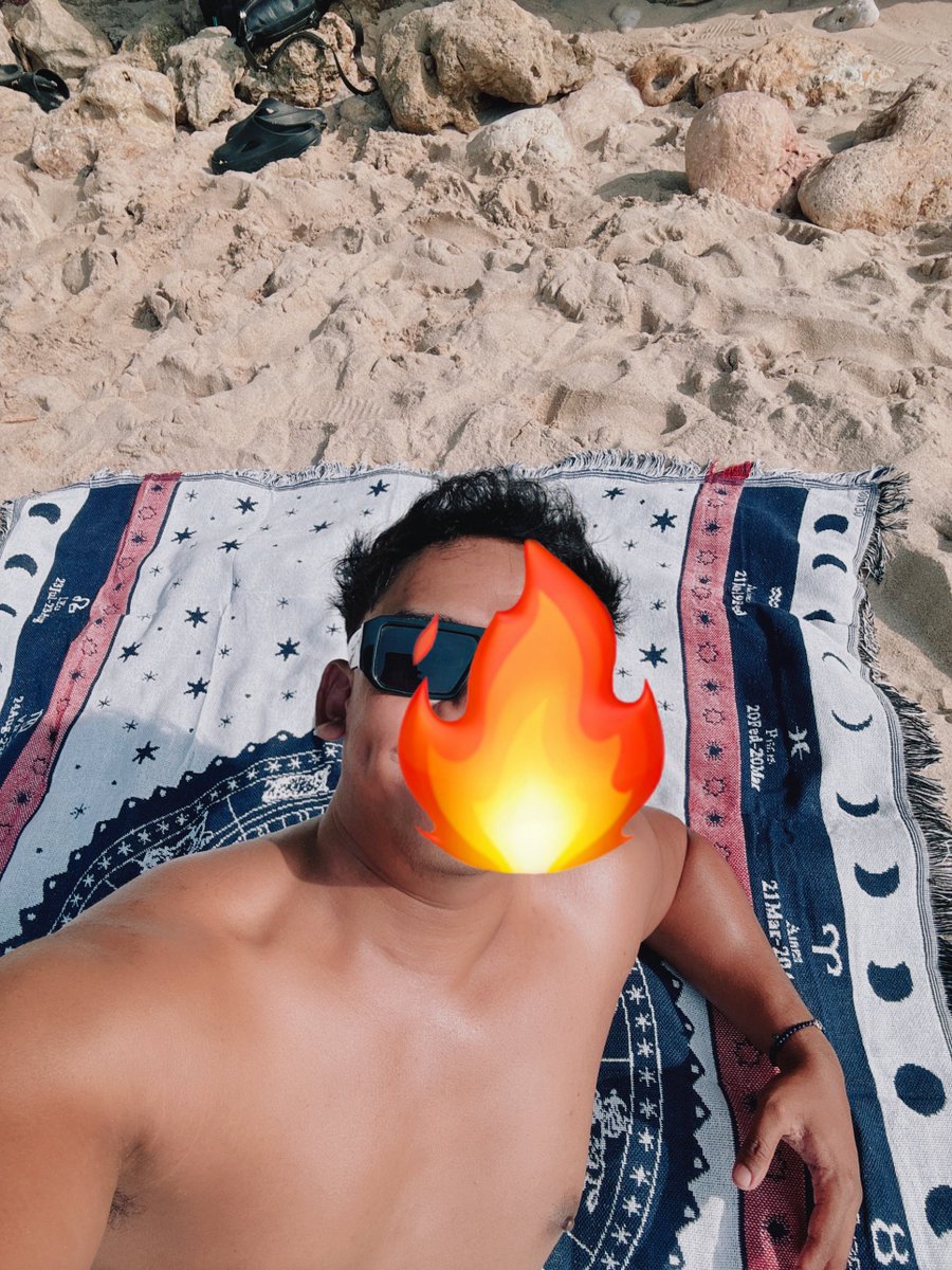 daave_09's tweet photo. Beach time #beachboy https://t.co/aMd3Y0X77y