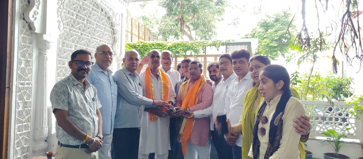 csjbjym25's tweet photo. संगठन द्वारा सलूंबर जिला के जिलाध्यक्ष दायित्व की घोषणा पश्चात जिले के कार्यकर्ता बंधुओं, वरिष्ठ जनों द्वारा प्राप्त स्नेह का आभारी हु । https://t.co/tszZzJ4z7G