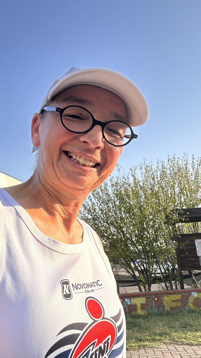 cinziainbici's tweet photo. Le ripetute all’alba 😅🔥🔥#iocorroallacarlona #corsecialtrone #roadtoRavennaMarathon #runlovers https://t.co/3zPdSgfUzc