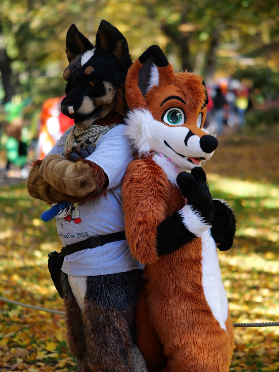 themindofurry's tweet photo. It’s interesting to see the difference two camera generations make; unfortunately, the camera was set to JPEG-only—that still annoys me.
#rd #röhndance #suitwak #2025# #fa2p #2pfoten #myPhotoSpotlight
🐾 @BluishGecko @Fursurfer1
📸 @/me https://t.co/xvC0eZ8JRp