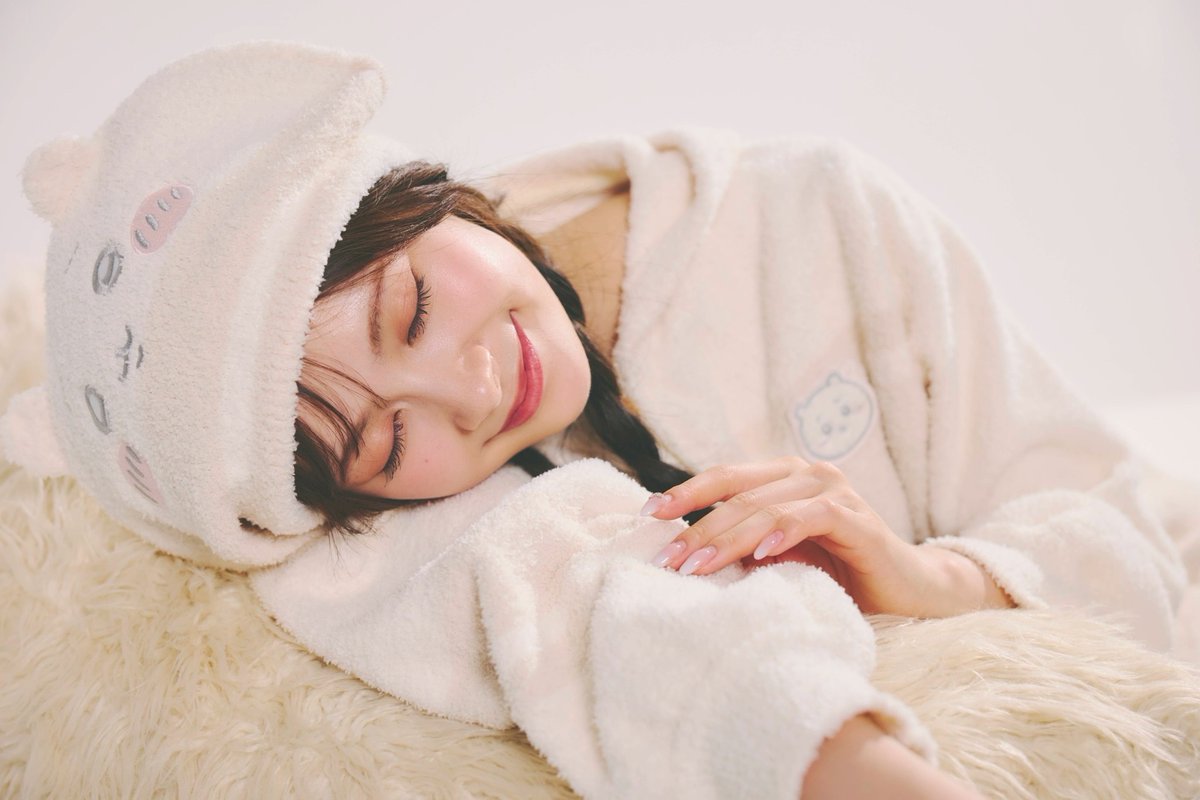 AKB48_staff's tweet photo. 🍑いともものお知らせ🍑

☆∴..∴..∴..∴..∴..∴..∴..∴..∴..∴..∴..∴ ☆

　dazzlin
　「ちいかわ Special collection」
　のモデルに #伊藤百花 が決定💫
　@dazzlin_com

☆∴..∴..∴..∴..∴..∴..∴..∴..∴..∴..∴..∴☆

ぜひチェックしてください💭
@momoka_ito1206

#ちいかわ #chiikawa
#dazzlin #ダズリン #AKB48

▽https://t.co/XKTF1ZTBnD