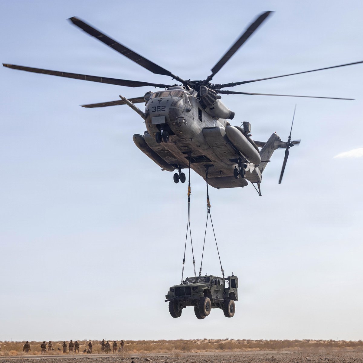 USMarineCorps's tweet photo. Marine Corps aviation operations rely on many roles, including mechanics, crew chiefs, HST (Helicopter Support Team), and more. Are you ready to take your place in the fight? https://t.co/09cJ8AXpAN