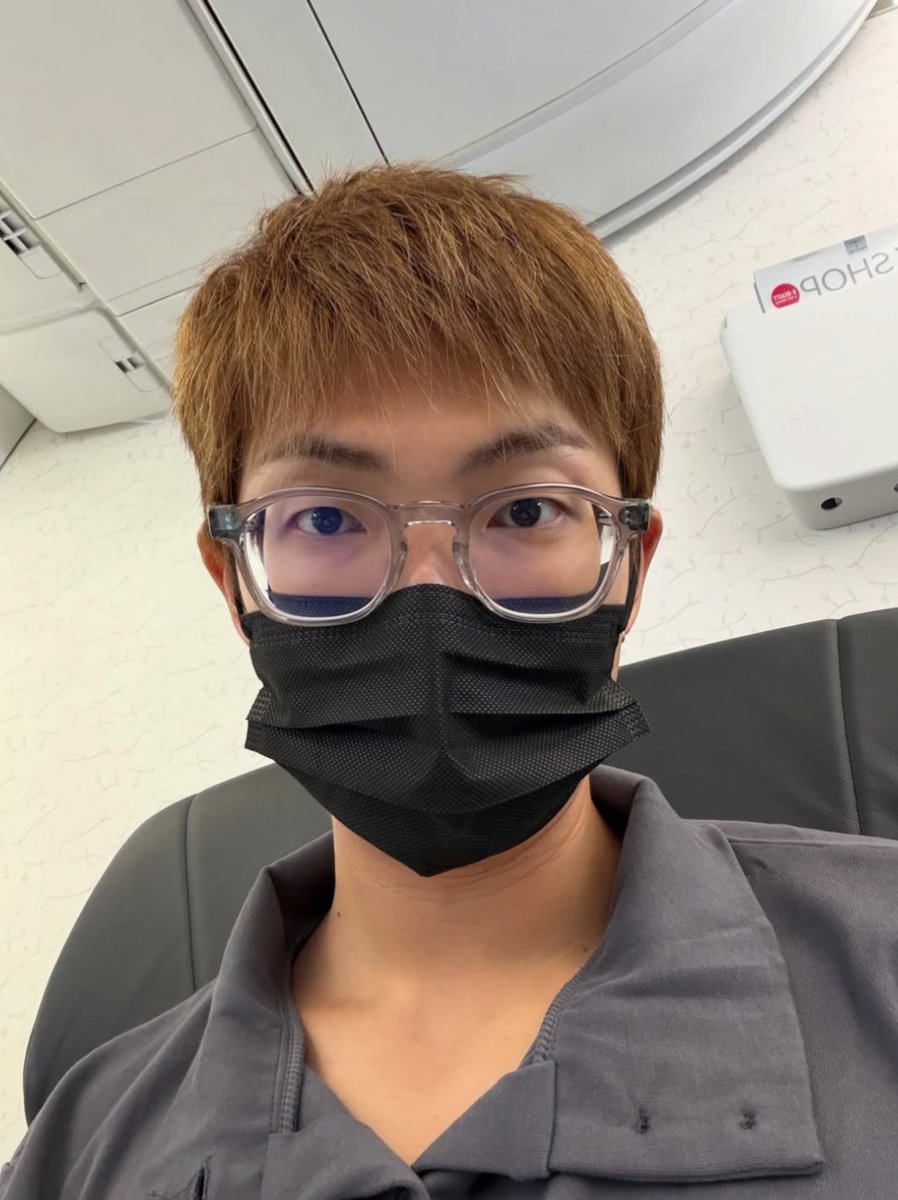 lachimots7's tweet photo. am i evil for being happy knowing joonie is also as blind as me🤣🤣 (this is a joke, dont @ me) https://t.co/dkPxJBRKw2