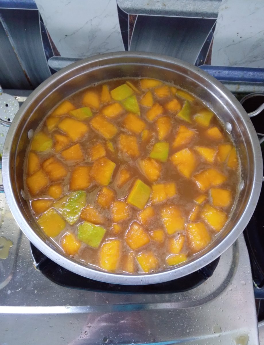 sartuney's tweet photo. Ini namanya kolak mangga ok https://t.co/u79M3rhDrE