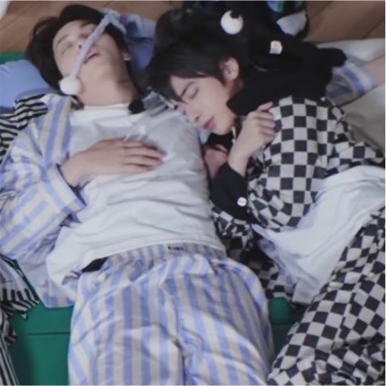 jhslovesong's tweet photo. guys. https://t.co/ou6iIThlen