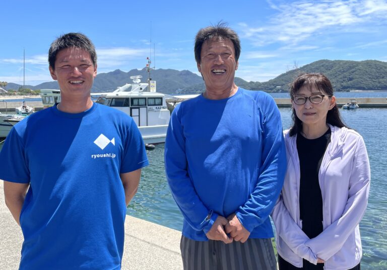 Triton_Project_'s tweet photo. 株式会社濵田水産｜この秋、小豆島で"期間限定の漁師生活"を始めませんか？海苔養殖スタッフ募集！未経験歓迎、社宅��備（月1万円・光熱費込）、昼食付き、月収20万〜25万円。短期で海の仕事を体験したい方にもおすすめです。https://t.co/QIyaKsmBx5 #海苔養殖 #小豆島求人 #未経験歓迎 https://t.co/ASYy2EbKwr