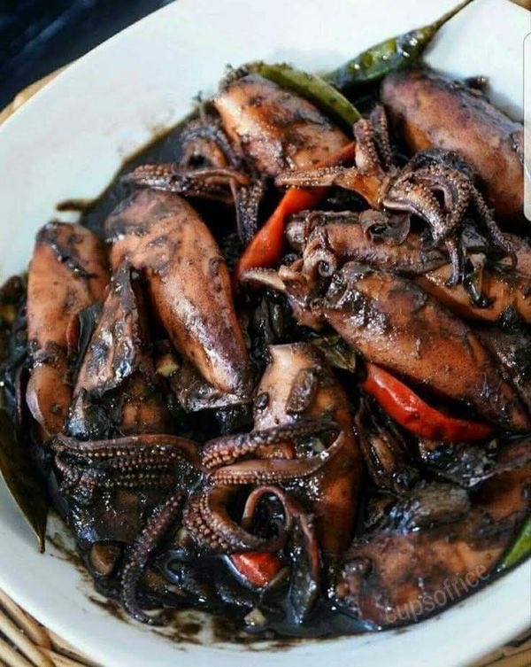 juyeosi's tweet photo. lebih pilih udang atau cumi? https://t.co/YfMDJUqcoX
