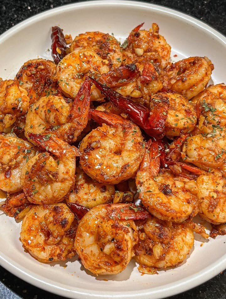 juyeosi's tweet photo. lebih pilih udang atau cumi? https://t.co/YfMDJUqcoX